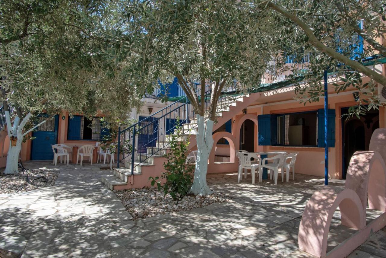 Kleoni Club Apartments Tolón Exterior foto